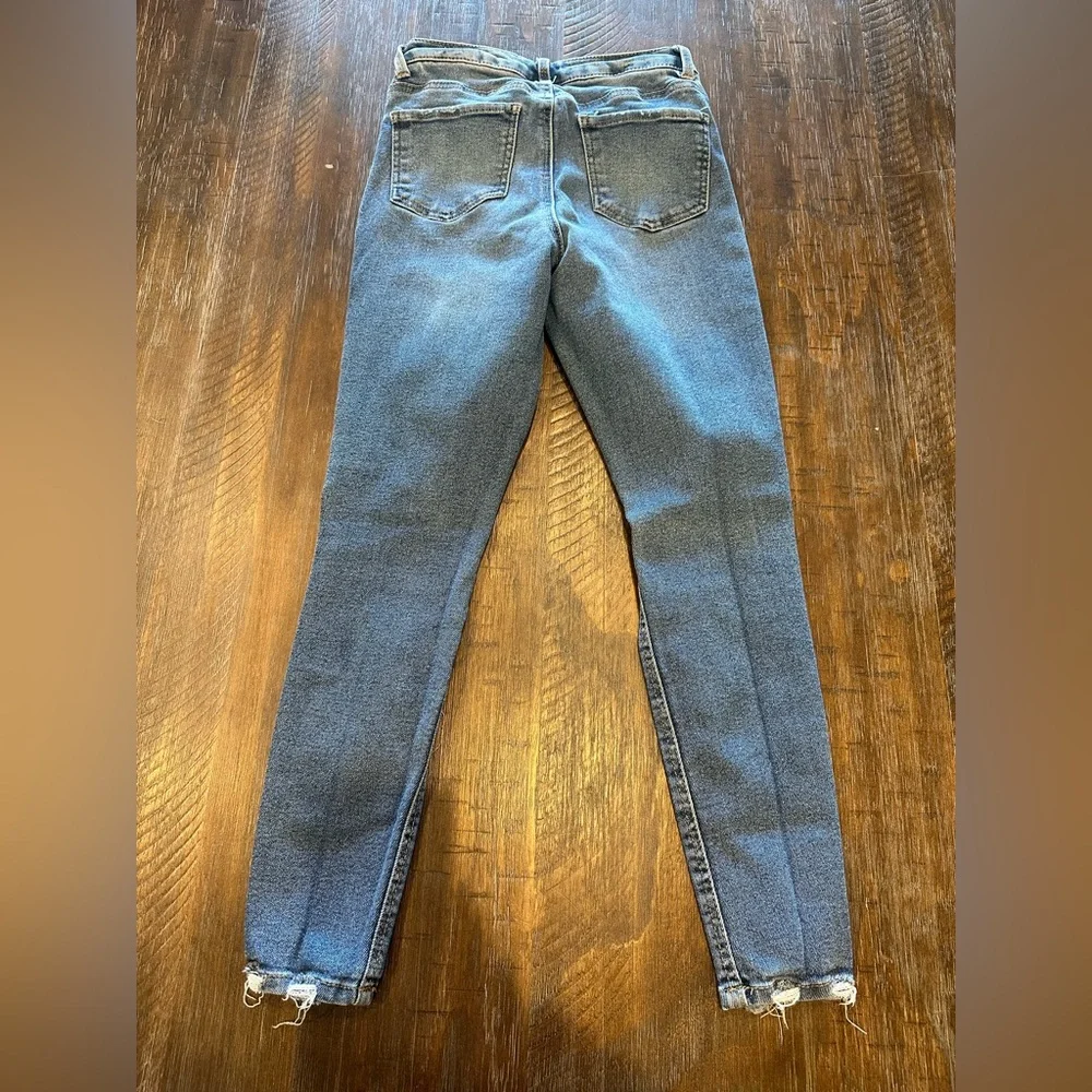 High Rise Distressed Denim Jeans - Picture 12 of 12